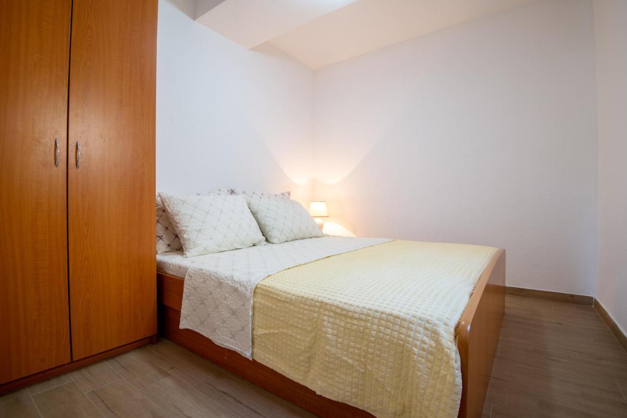 Apartmani Frane Неум Екстериор снимка