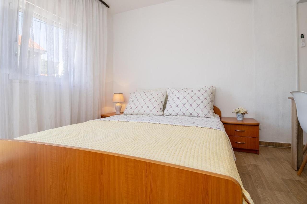 Apartmani Frane Неум Екстериор снимка