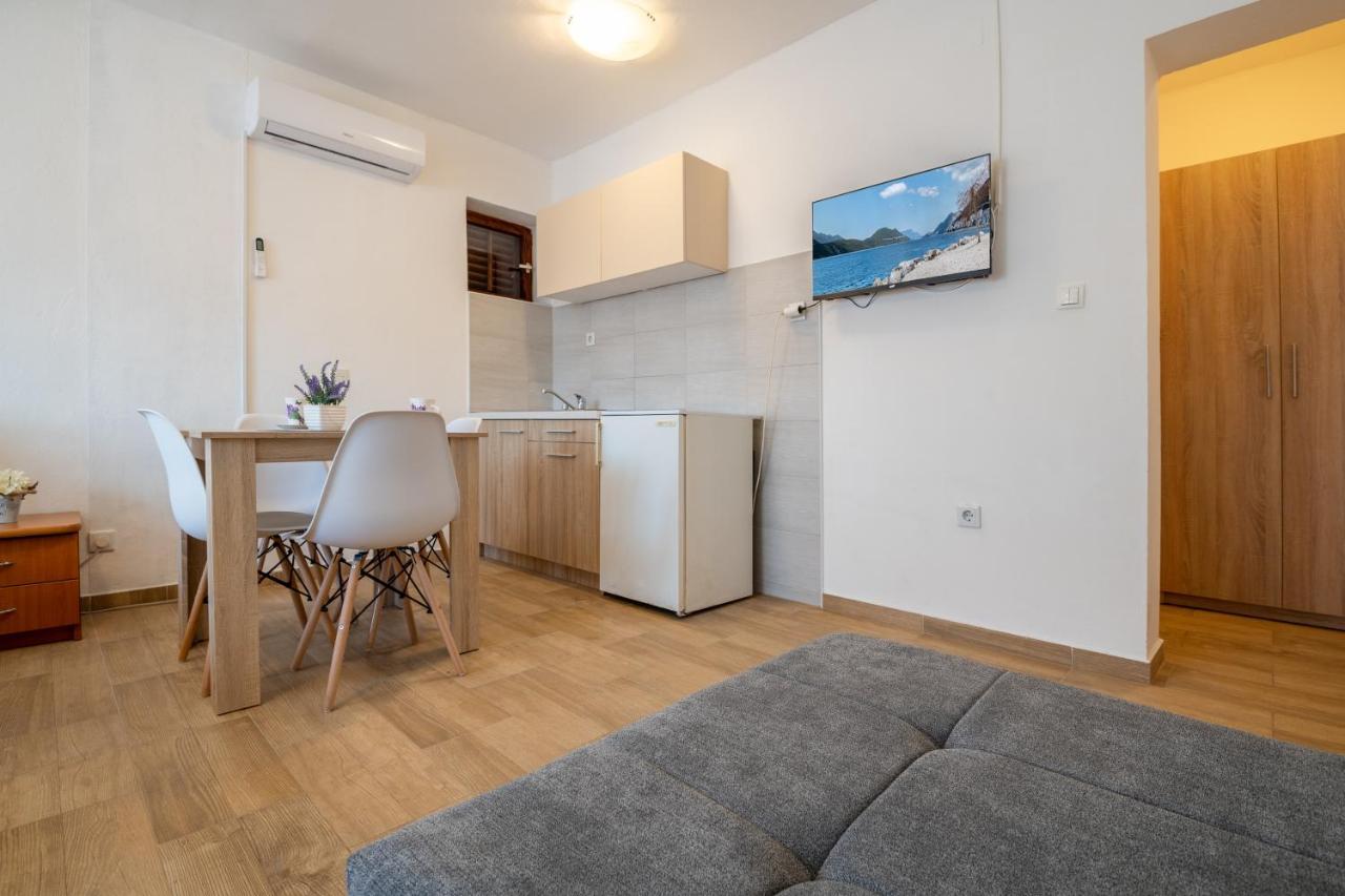 Apartmani Frane Неум Екстериор снимка